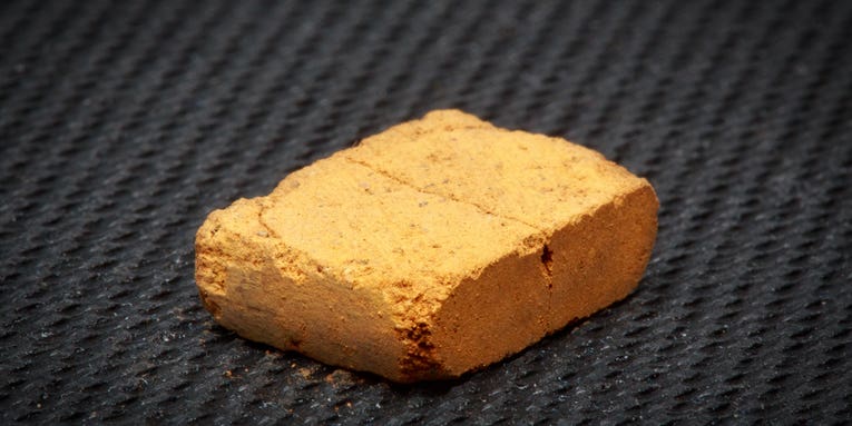 Bricks made from fake Martian soil are surprisingly strong