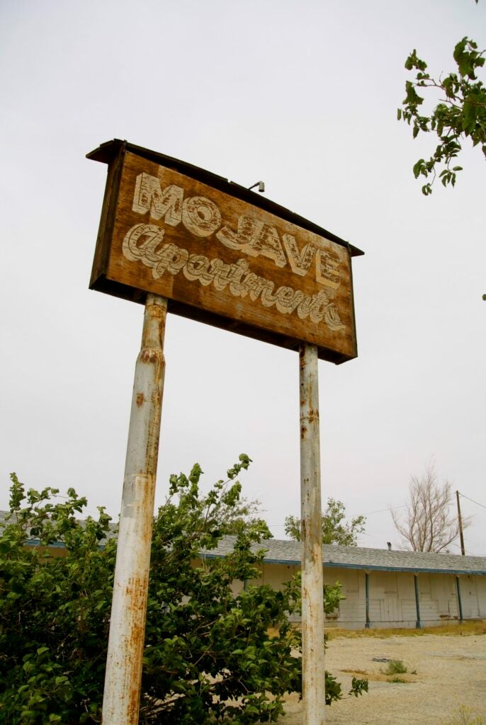 mojave apartments sign