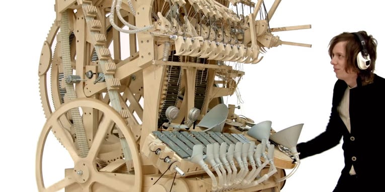 Watch And Listen As 2,000 Marbles Make Music