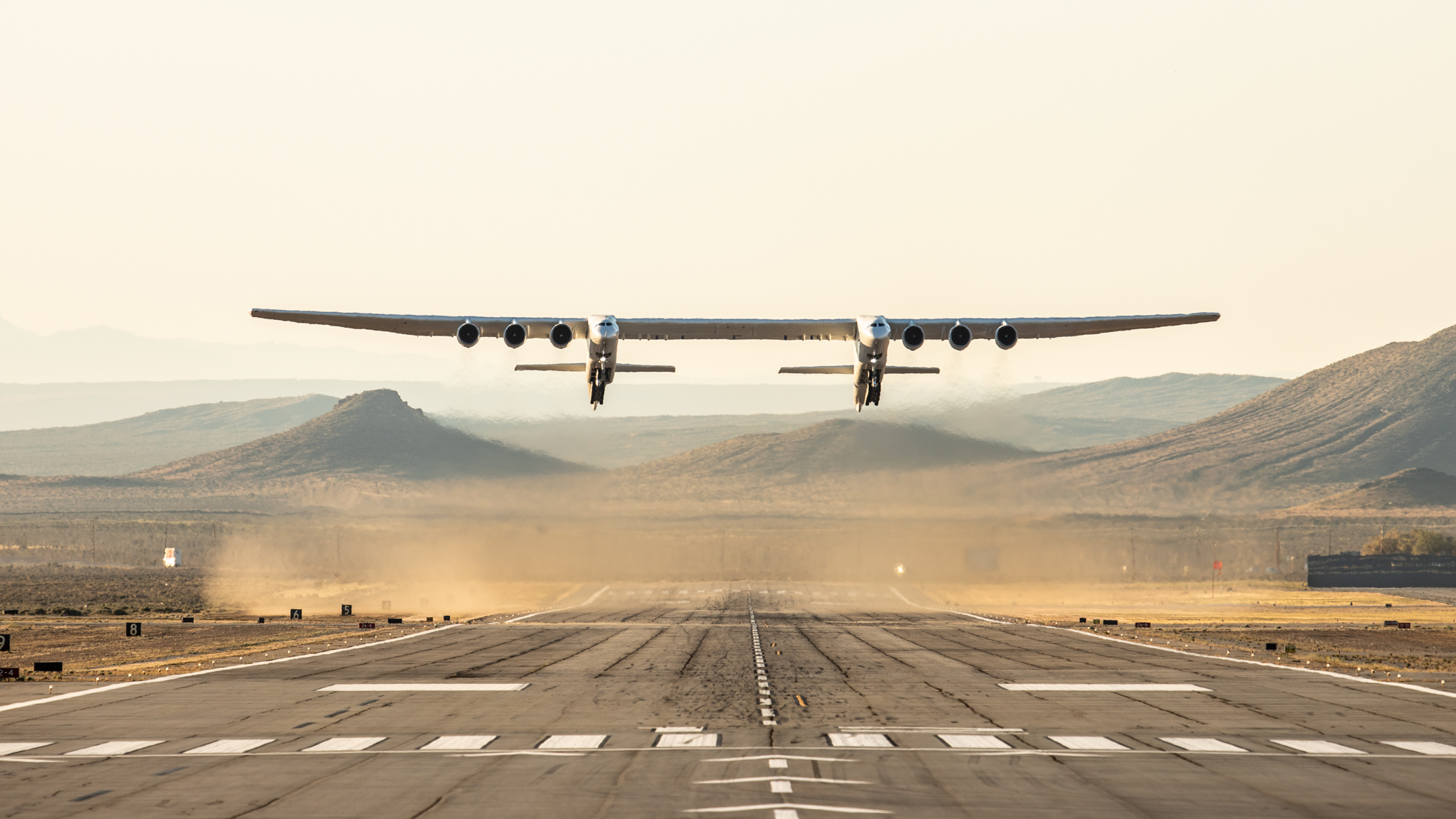 The world’s biggest plane has 6 engines and a 385-foot wingspan