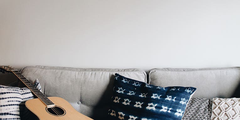 Simple solutions to soundproof your apartment