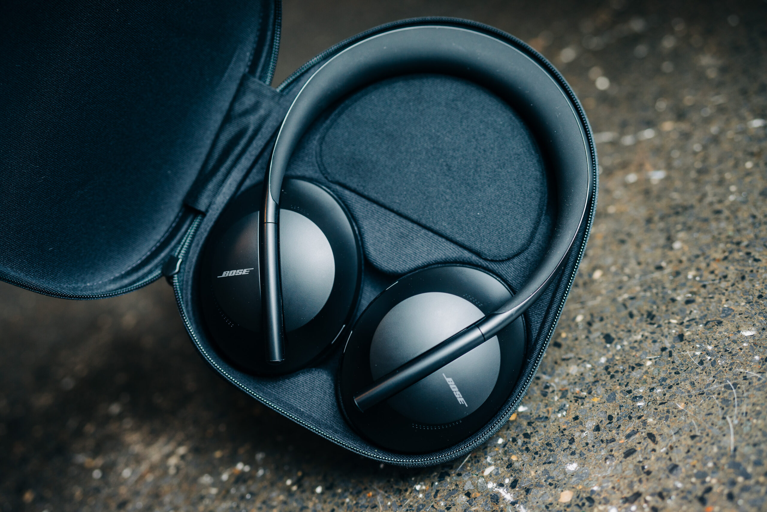 Bose Noise-Cancelling Headphones 700 Review