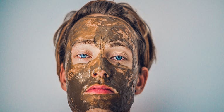 Clay masks to improve skin clarity and make you feel fancy