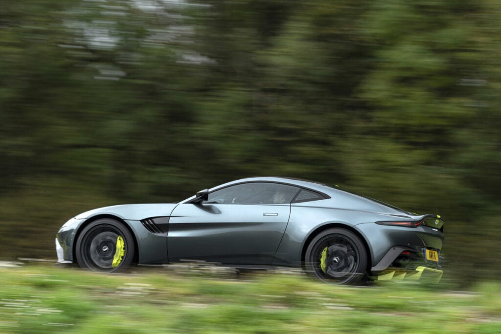 Aston Martinâs Vantage AMR