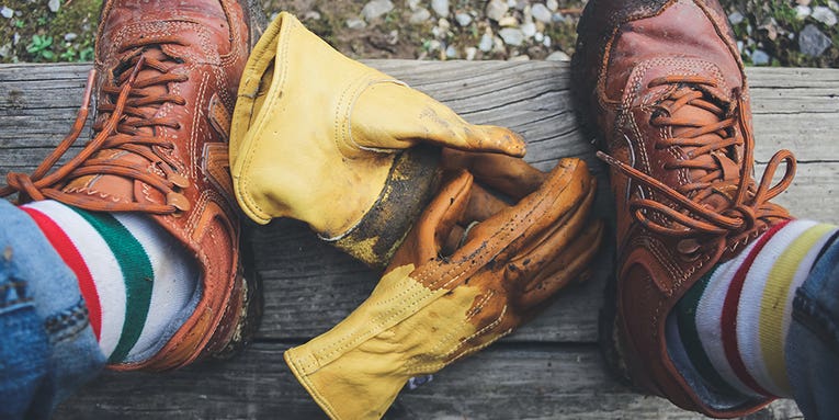 Outdoor work gloves for all seasons