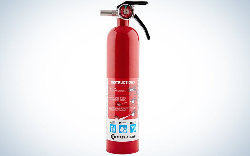 First Alert 1038789 Standard Home Fire Extinguisher