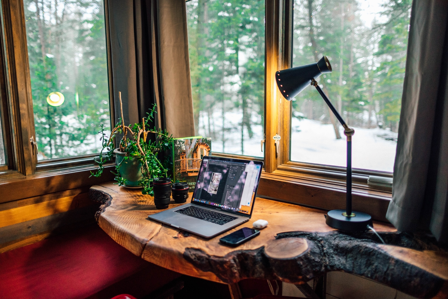 How to Work From Home Without Working All the Time