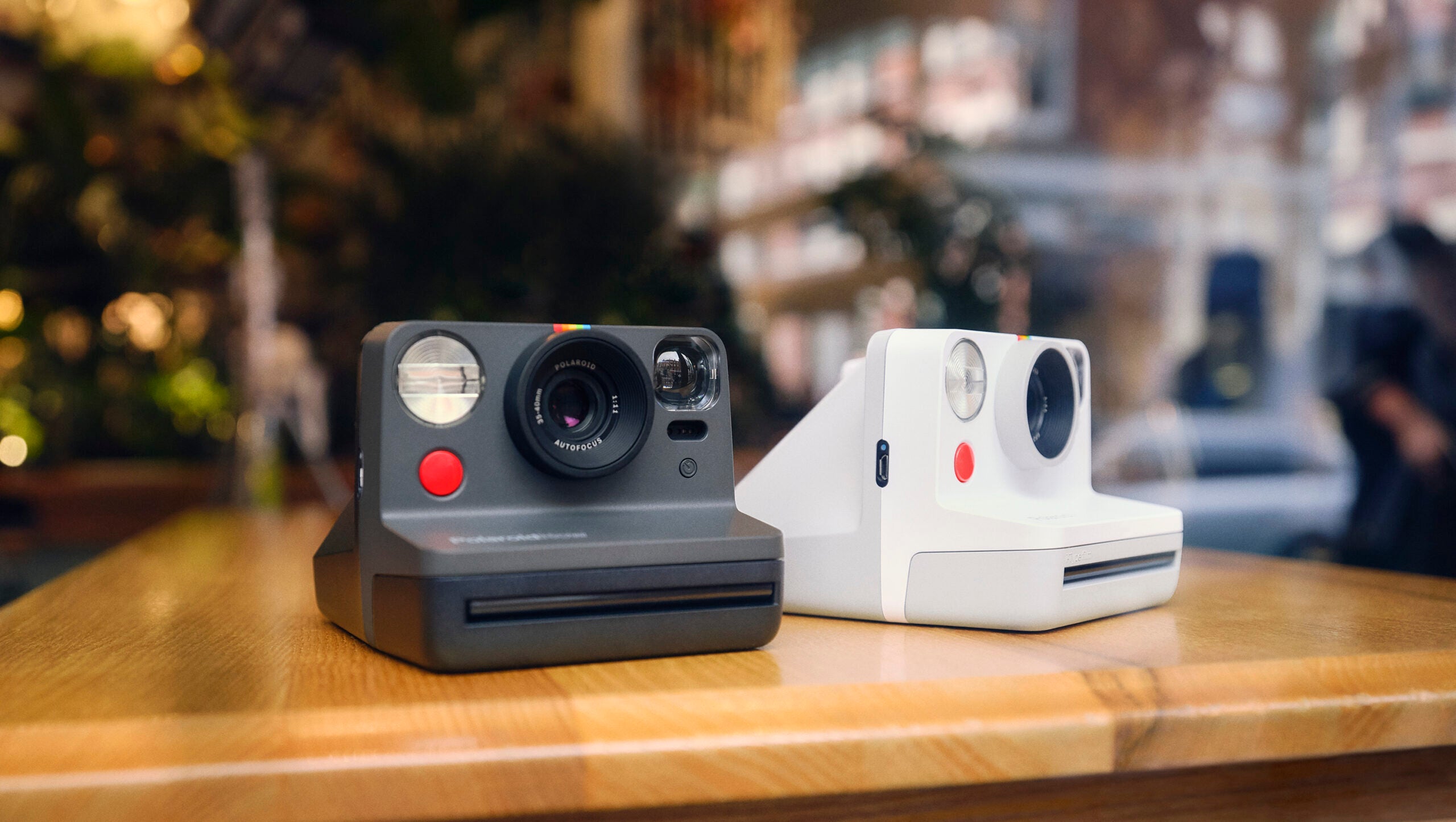 Hands-on with the Polaroid Now instant film camera | Popular Science