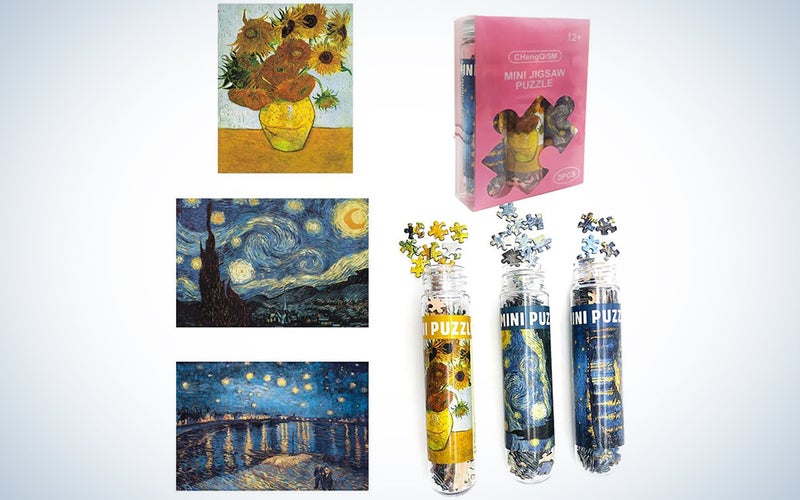 Small Jigsaw Puzzles Of “Starry Night” and “Sunflower”