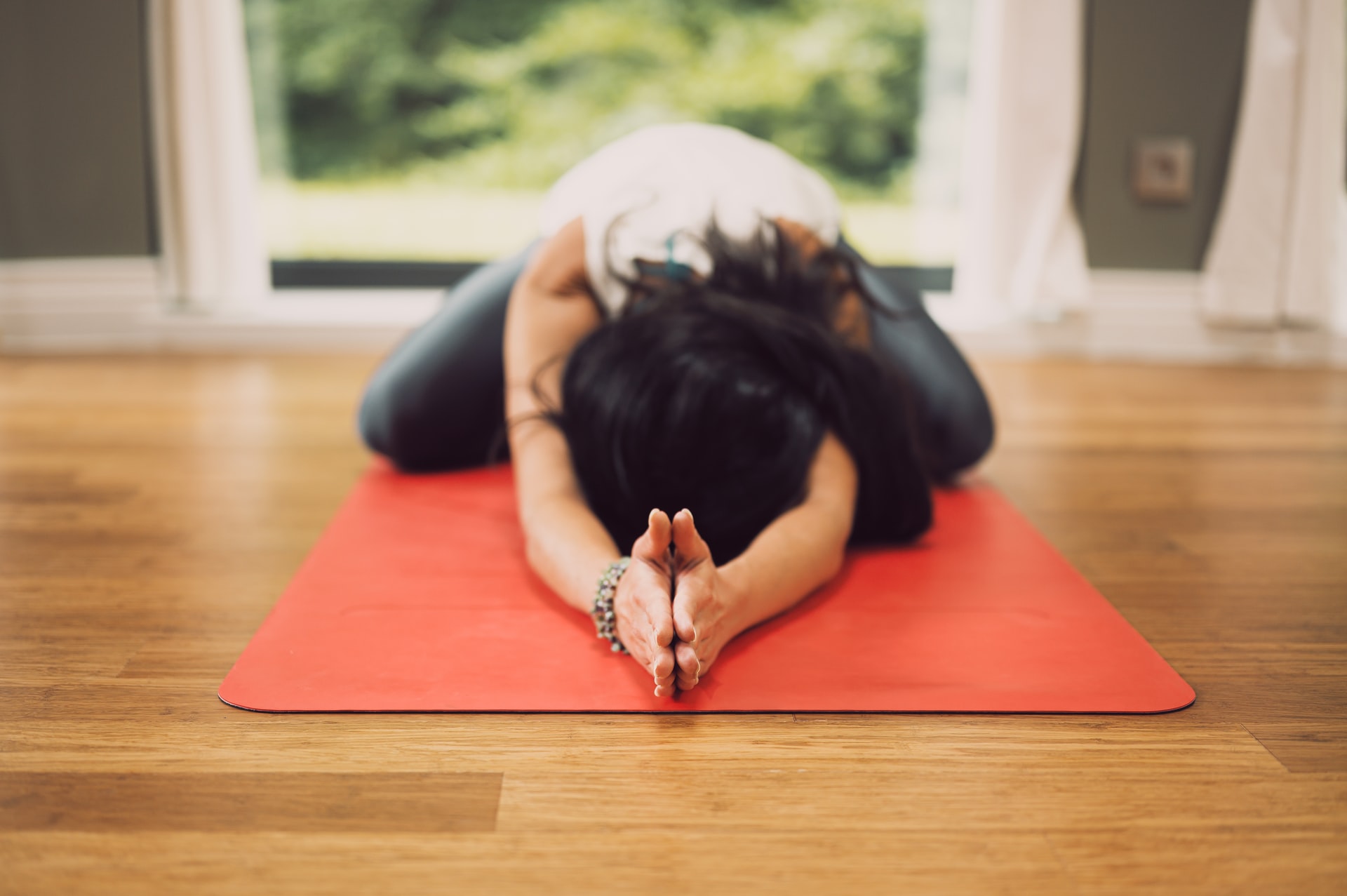 5 stretches you should do every day