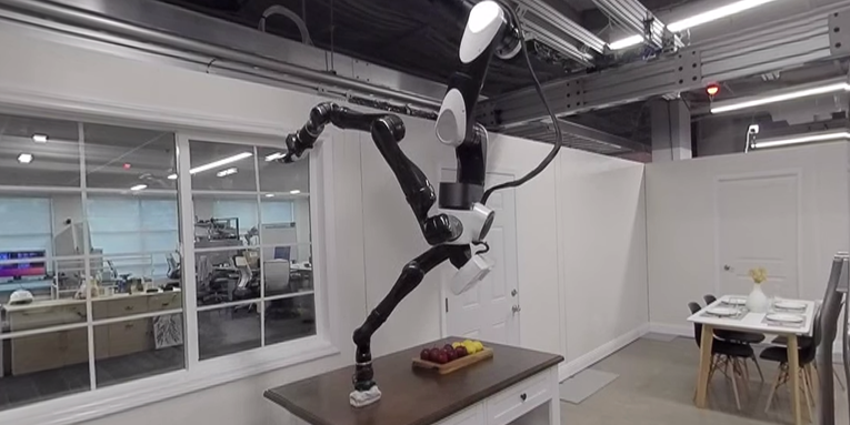 Toyota’s robotic butler will serve you from the ceiling