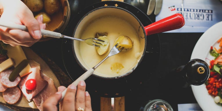 The scientific way to make perfectly creamy fondue