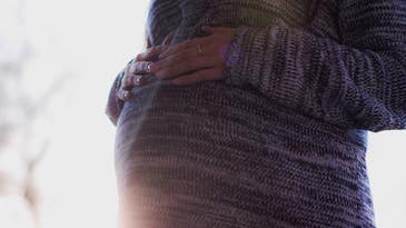 Pregnant women are at an increased risk of severe COVID-19, but there’s no need to panic