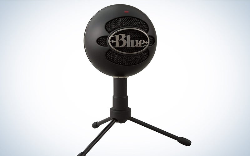 Blue snowball microphone.