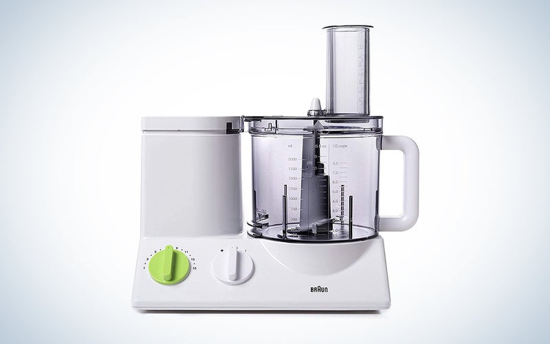 Braun FP3020 12 Cup Food Processor Ultra Quiet Powerful motor, includes 7 Attachment Blades + Chopper and Citrus Juicer is a top kitchen appliance.