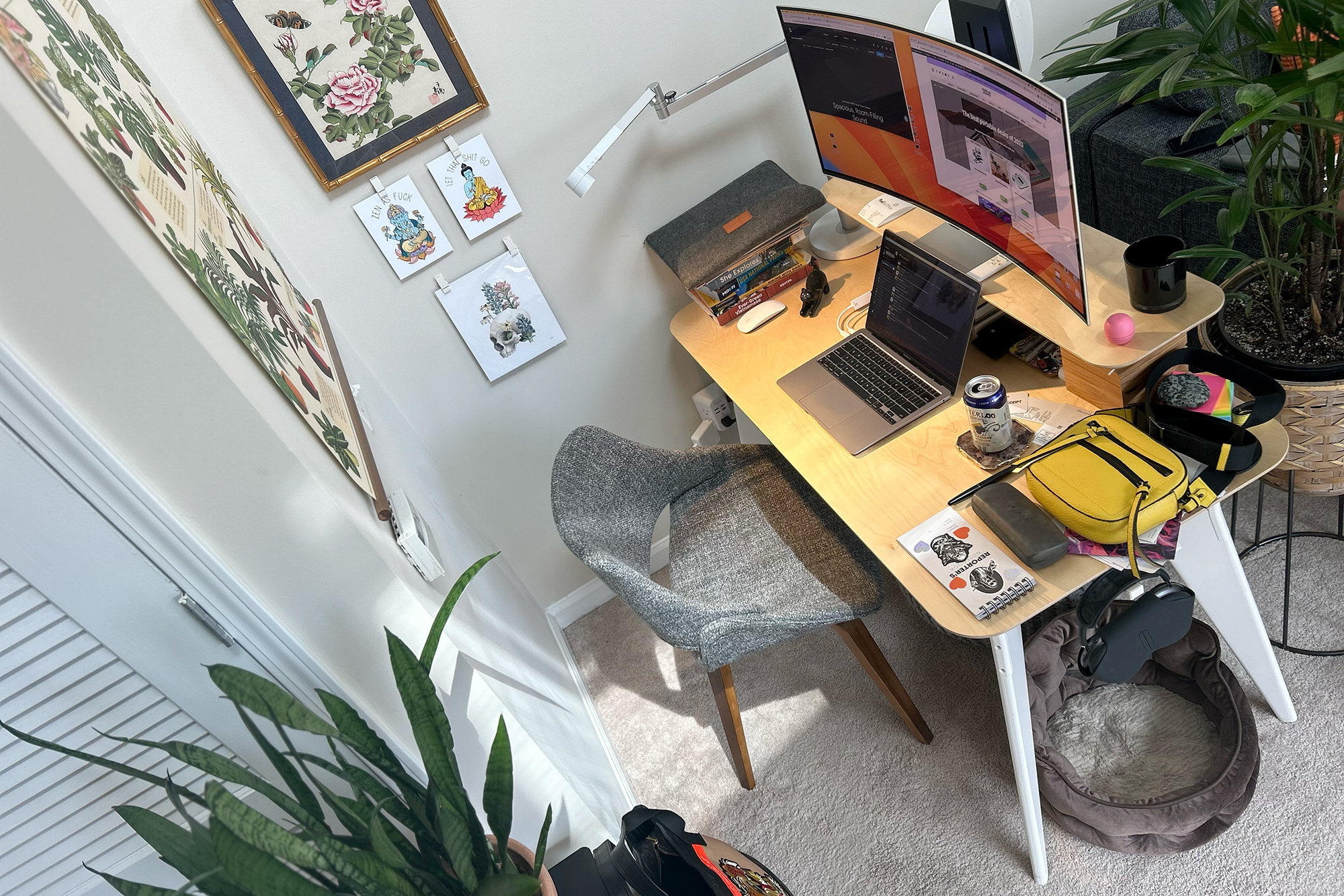 Hoek Home desk in a home office nook