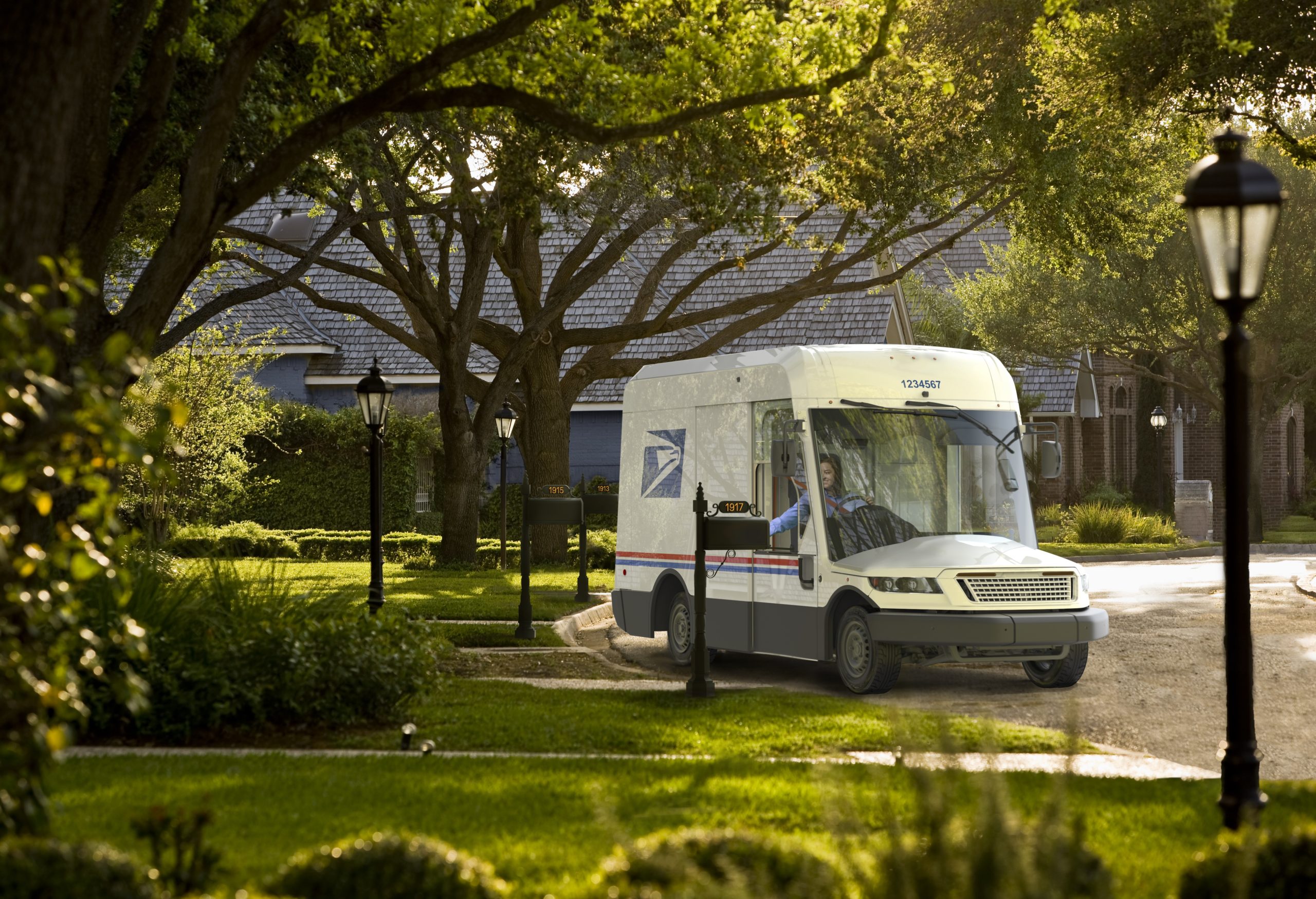 5 things you have to know about the new USPS trucks