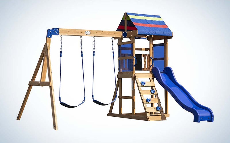 The Backyard Discovery Bay Pointe Wooden Swing Set is the best swing set for small yards.