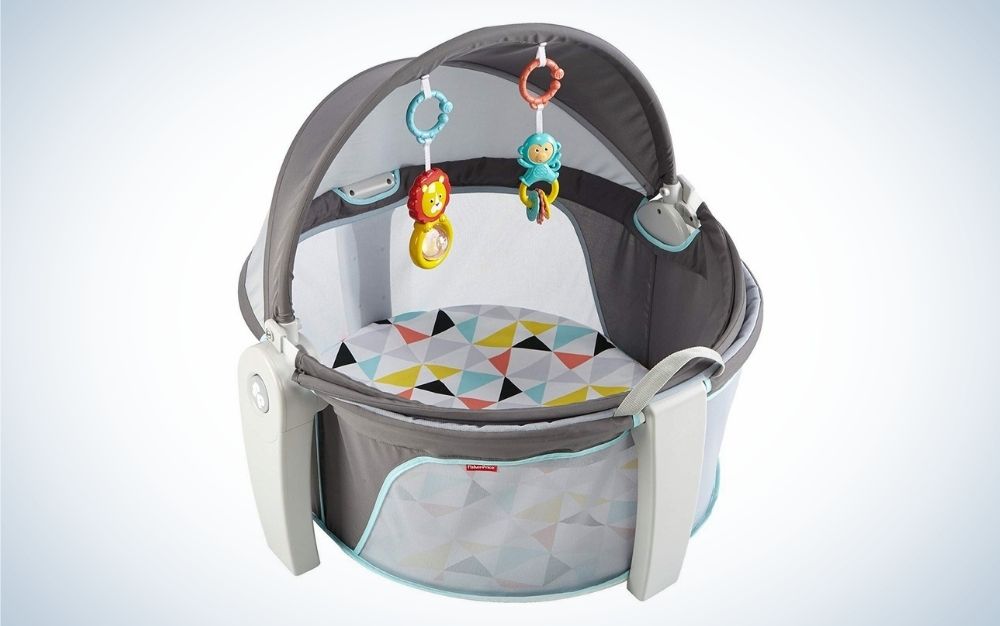 Grey, blue, yellow, and white baby beach tent