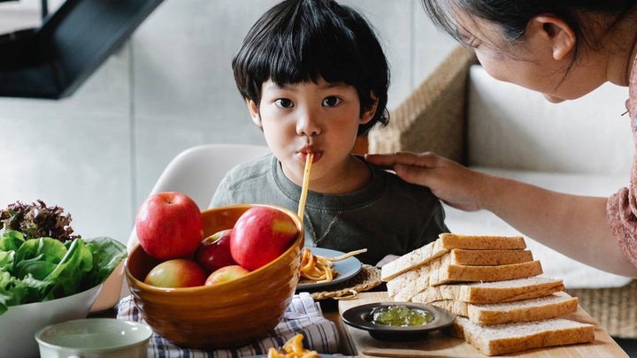 How to help your kids get over picky eating