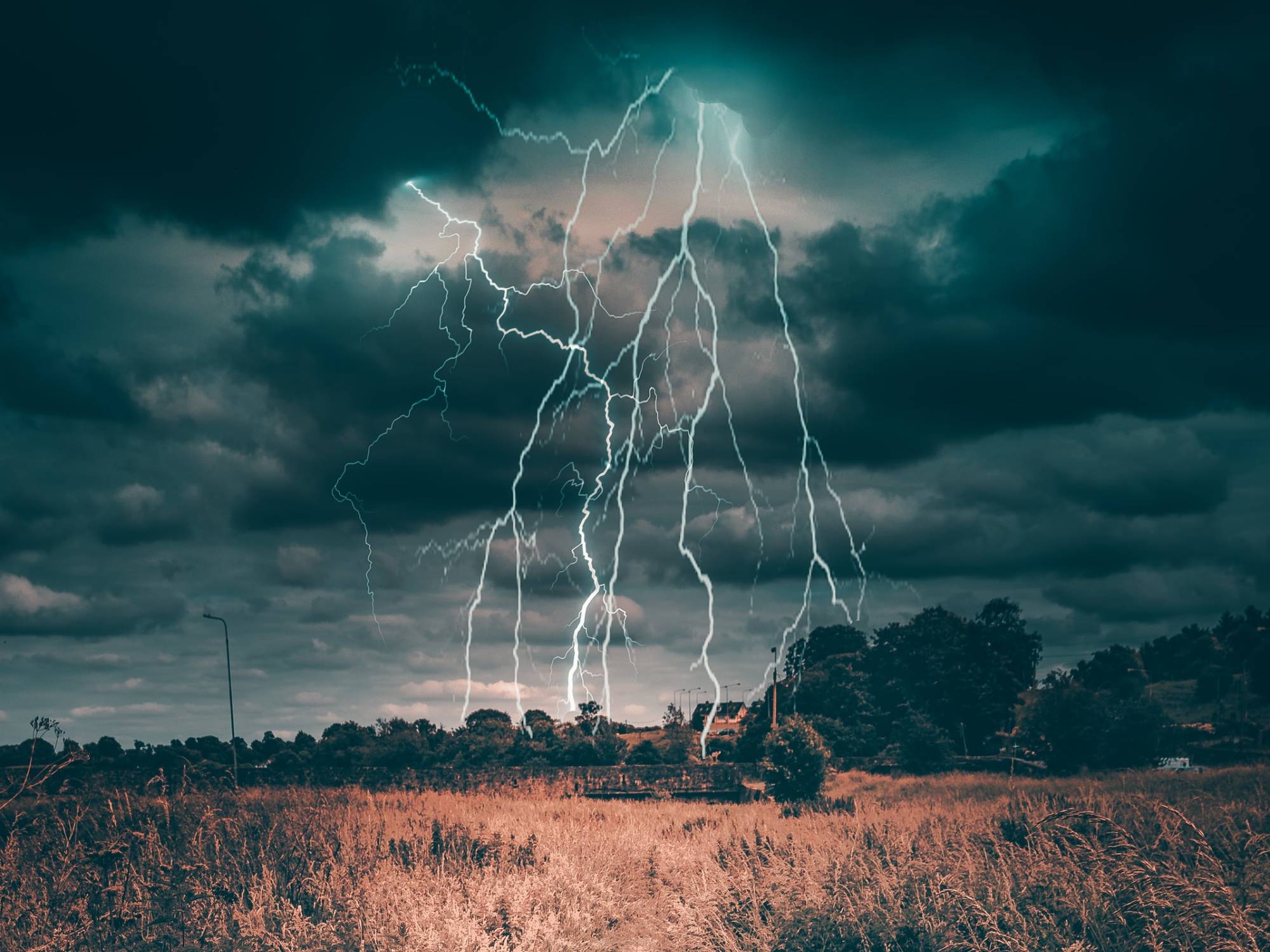 How to prevent a lightning strike | Popular Science