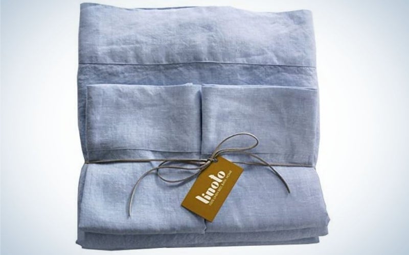 Linoto 100-percent Pure Flax Linen Bed Sheets are the best luxury linen sheets.