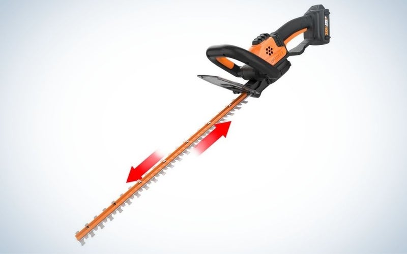 This Worx cordless hedge trimmer with battery and charger included is the best hedge trimmer for newbies