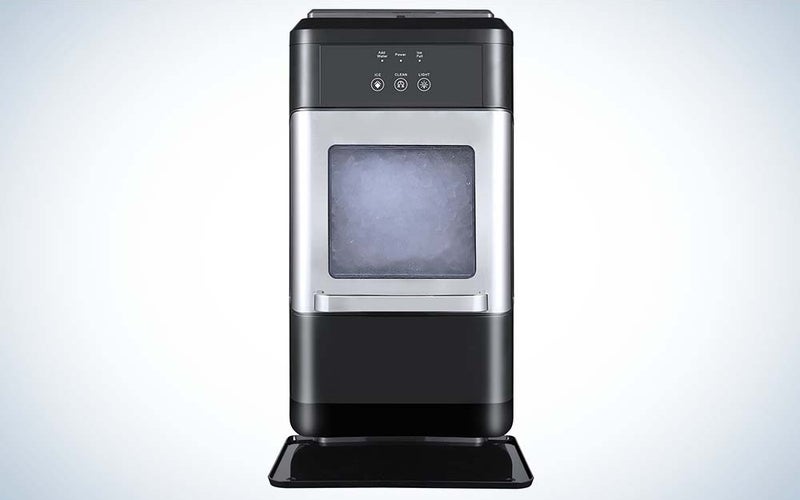 CoolLife 是最适合家庭使用的台面制冰机之一。