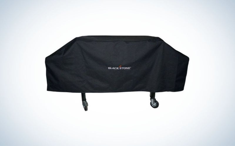 Protect your grill from the elements with the Blackstone Universal Medium Cover.