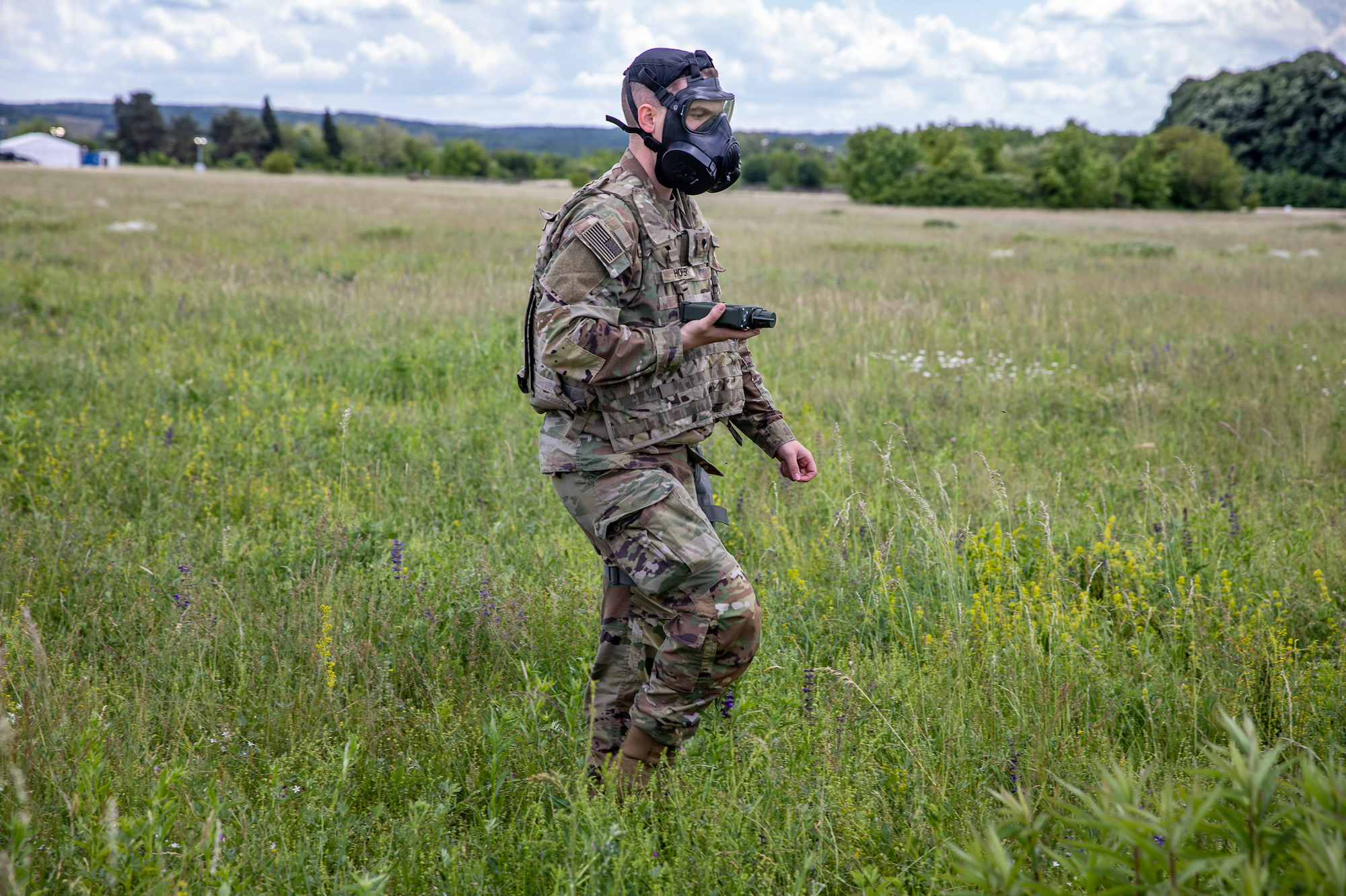 Wearable sensors may one day sniff out chemical weapons for soldiers