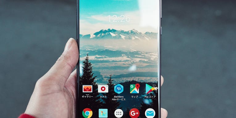 Fix your boring Android background with live wallpapers