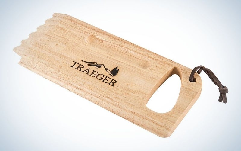 Traeger Grills BAC454 Wooden Grill Scraper is the one of the best grill accessories for the safety-conscious.