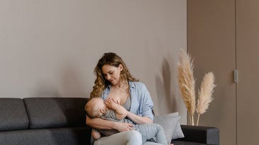 The best breast pump gets the job done when you’re not around.