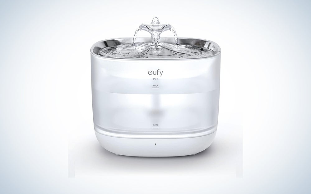 eufy pet water fountain on top of white gradient background