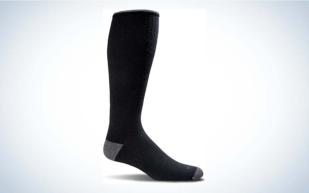 15 Best Compression Socks for Men in 2023: Travel, Running, and Beyond