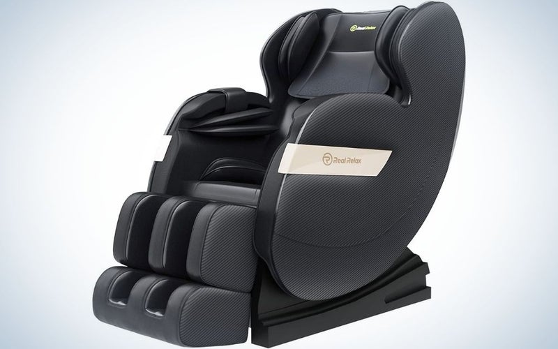 The Real Relax Favor 03 is the best massage chair for spa lovers.