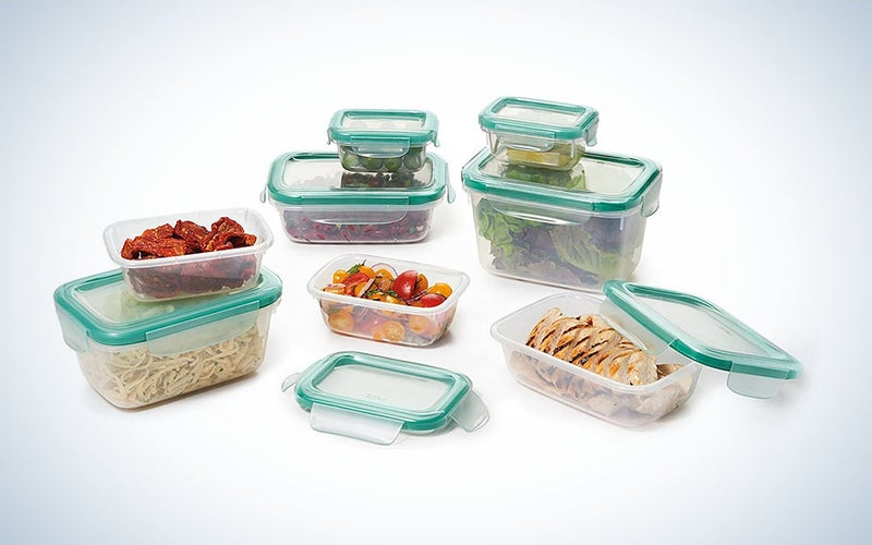 The OXO Good Grips Smart Seal Leakproof Plastic Food Storage Container Set is the best plastic food container set.