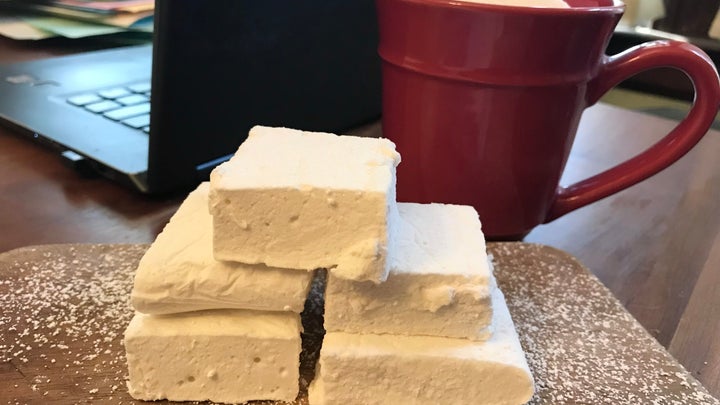 Can you handle these fat, fluffy DIY marshmallows? Let’s find out.