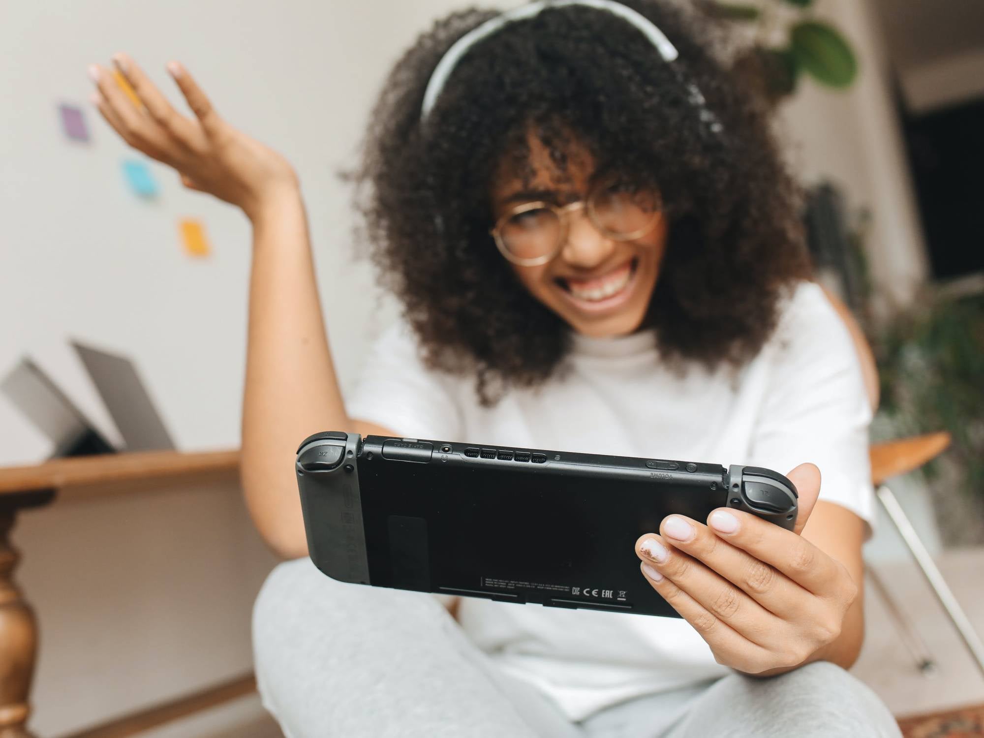 pecado Tina buffet How to connect Bluetooth headphones to your Nintendo Switch | Popular  Science