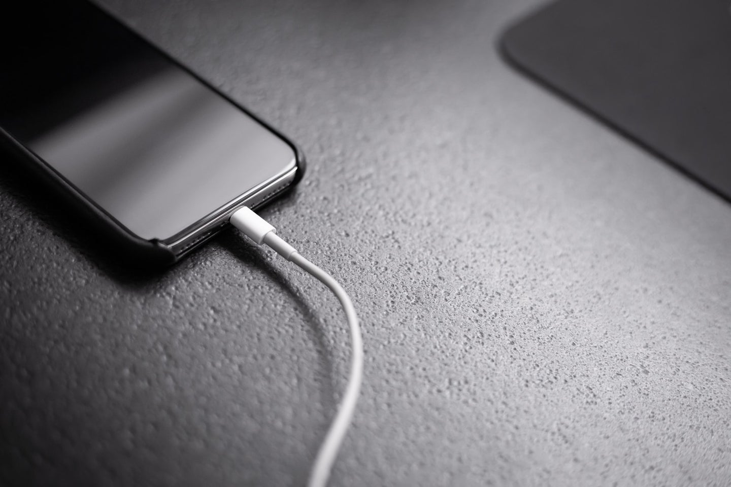 The European Commission may vote that all devices sold in the EU are chargeable via USB-C.