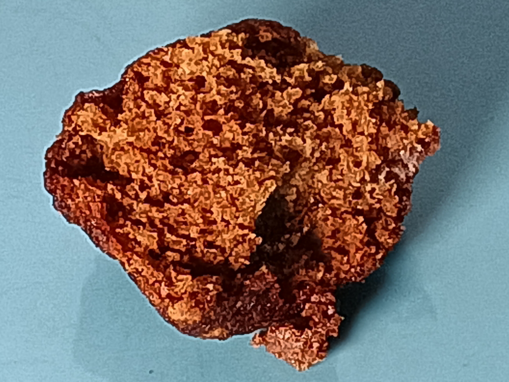 Mini muffin sans œufs sur plaque bleue