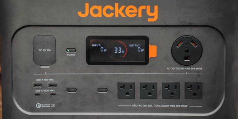 Save up to $500 on Jackery power stations at Amazon
