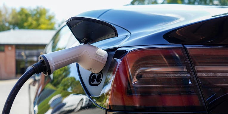 EV charging stations need repairs—but who’s going to foot the bill?
