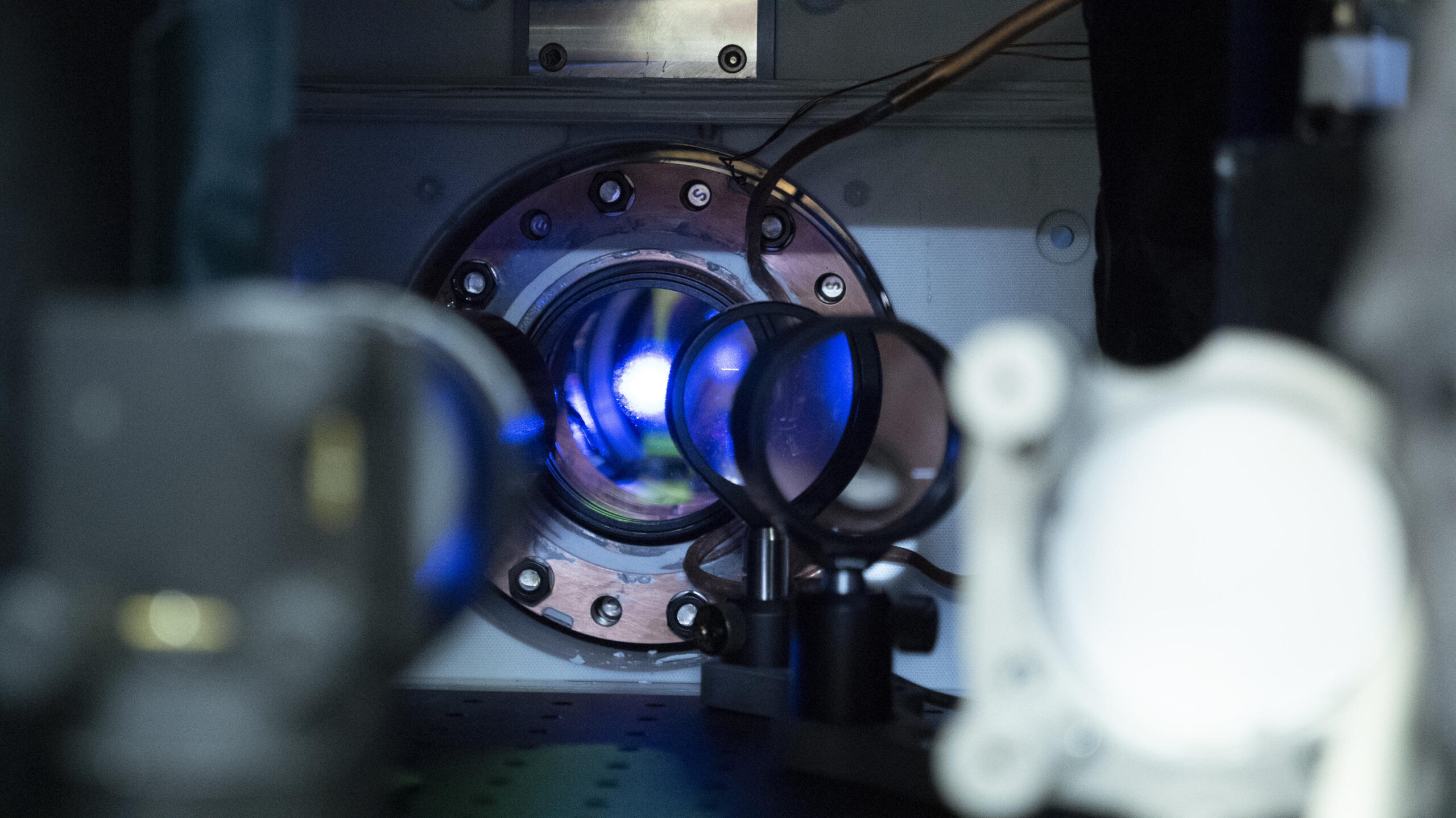The most precise atomic clocks ever are proving Einstein right—again