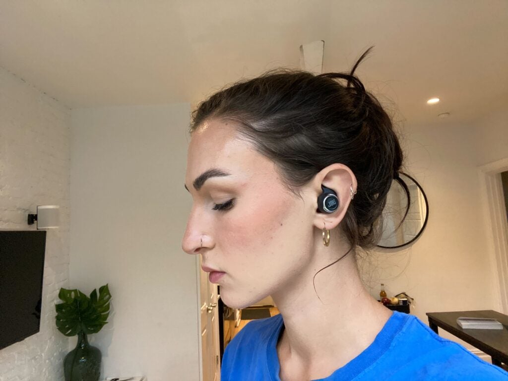 Earbuds photo