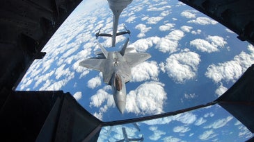 an F-22 fighter jet