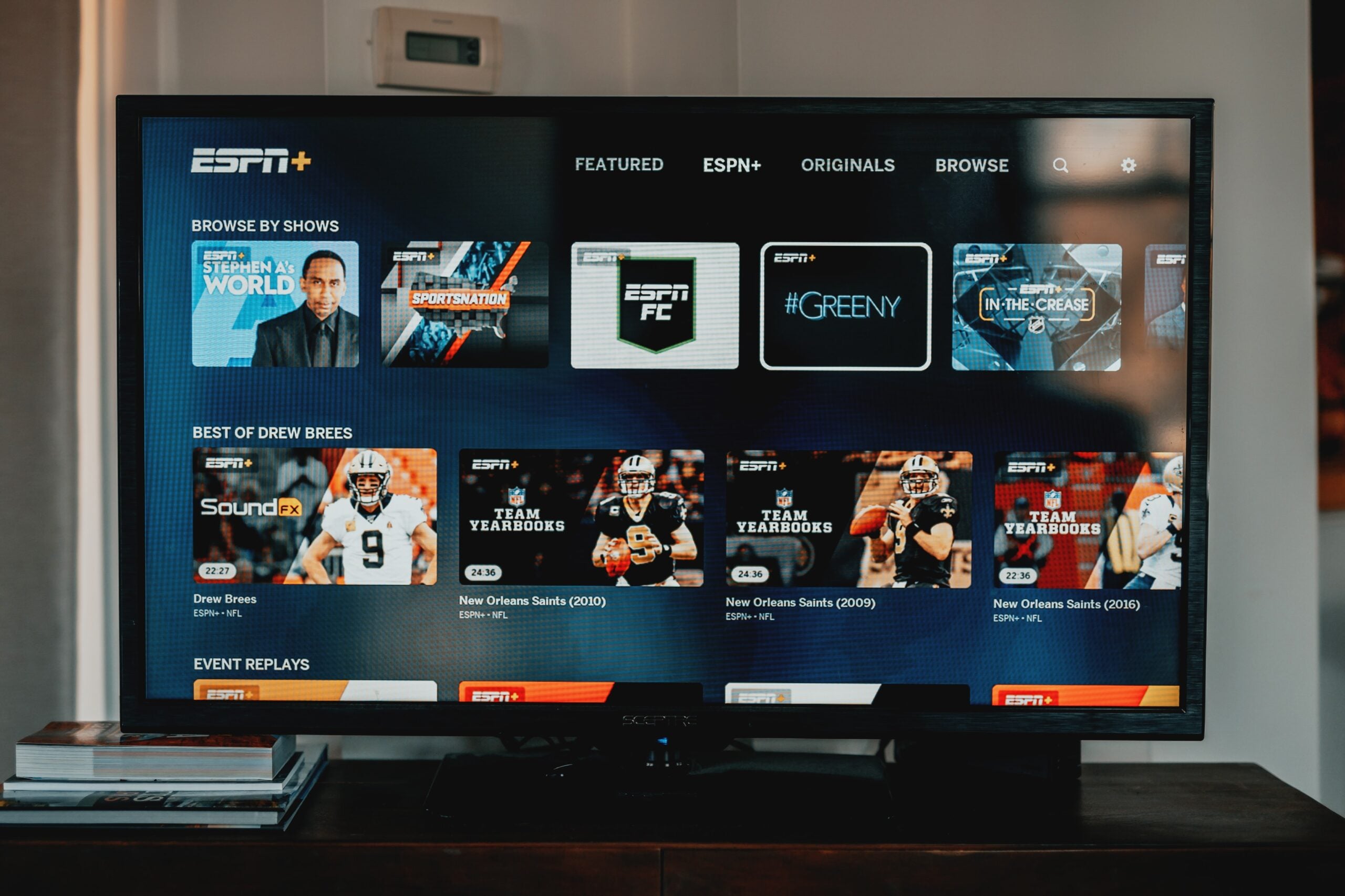 How much data does streaming live TV use? | Popular Science