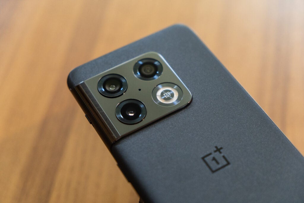 OnePlus 10 Pro Review