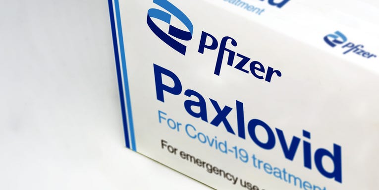 What to consider when taking Pfizer’s COVID-19 pill Paxlovid