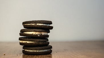 Try as you might, you can't get the creme to stick to one side of an Oreo.